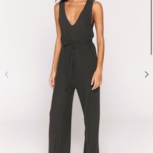 Delilah Plunge Neck Jumpsuit
SPIRITUAL GANGSTER